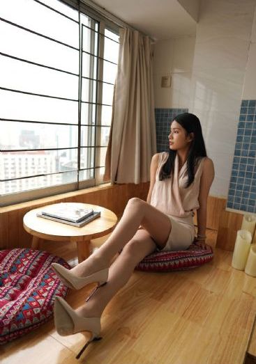 欧美拿枪指头头像_剧情片韩国电影在线观看