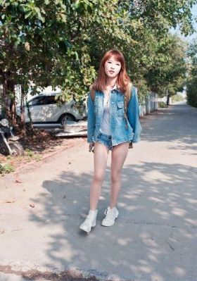 恋夜秀场其它国产_BD英语手机在线看